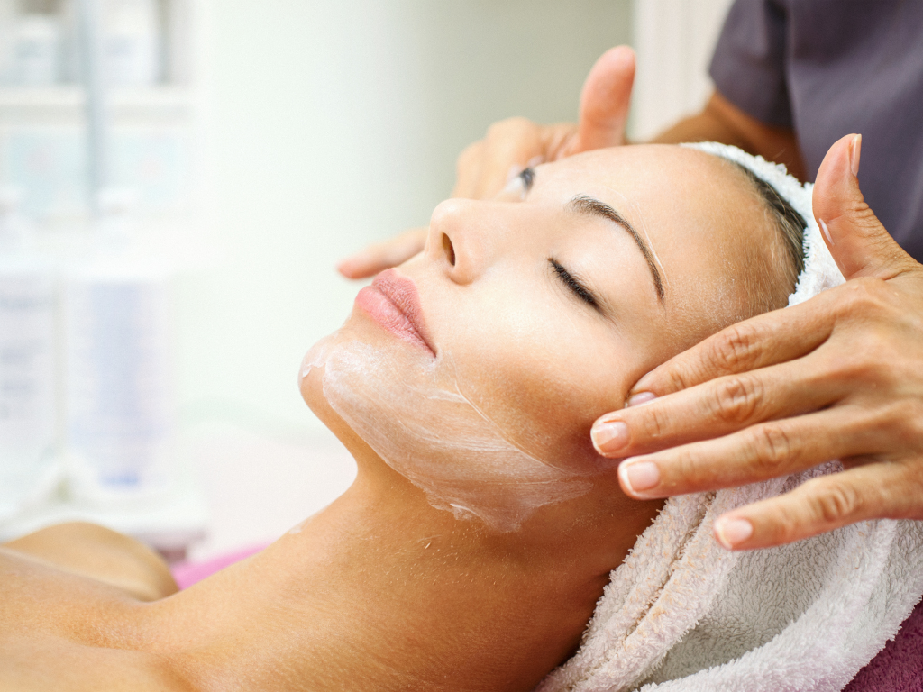 The Medical-Grade Enzyme Facial