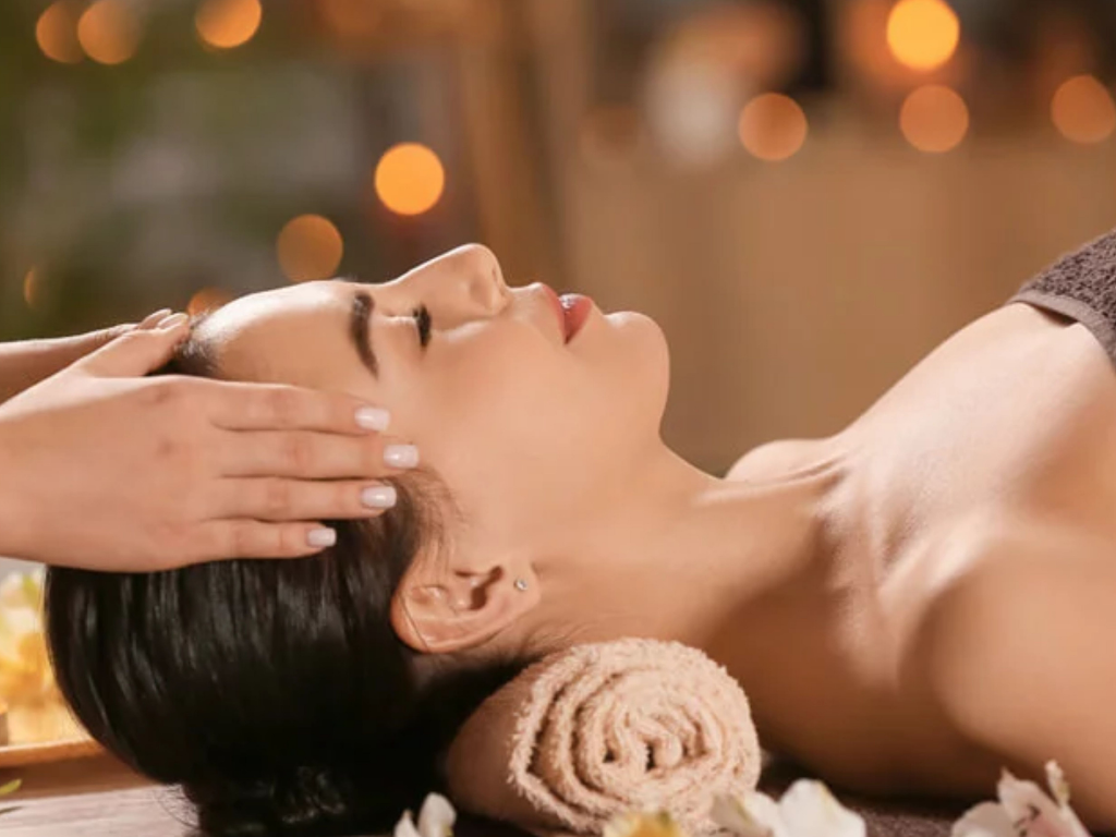 Luxury Face and Ancient Head Massage