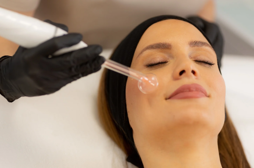 High Frequency Facial – Skin Clarifying and Balancing Treatment